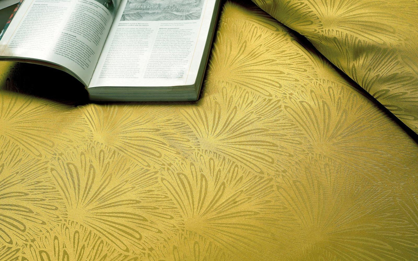 Tulip MICRO JACQUARD (410 เส้นด้าย) - TJ005